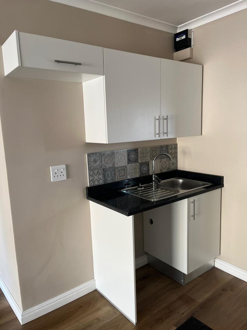 To Let 2 Bedroom Property for Rent in Newton Park Eastern Cape